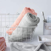 Load image into Gallery viewer, Varène Beauty™ Premium Hair Towel